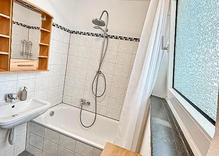 Moderne 3-zimmer-ferienwohnung Bei Frankfurt - Frisch Renoviert, Zentral Gelegen Und Perfekt Fuer Familien Und Business-trips 公寓 埃格尔斯巴赫